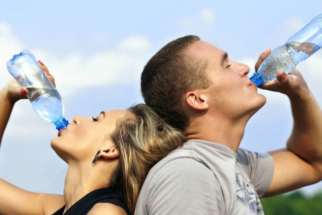 ¿Cómo afecta al organismo no beber suficiente agua?